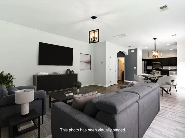 222 Chipping Sparrow Dr, Summerville, SC 29485