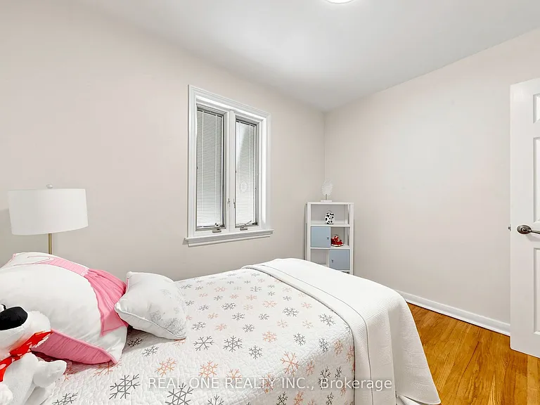 49 Bayview Pkwy — Photo 27