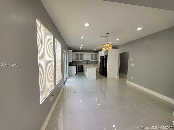 3rd image of 120 NW 49th St #0