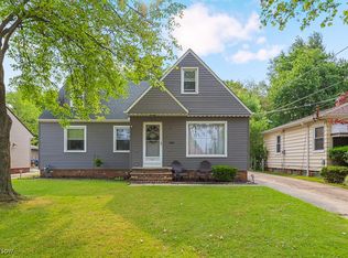 6413 Lawnwood Ave, Parma Heights, OH 44130