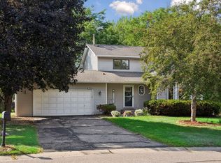 12904 Essex Way, Apple Valley, MN 55124