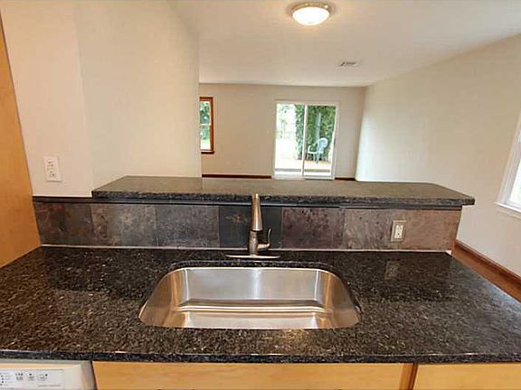 4th image of 1812 Eddystone Ln