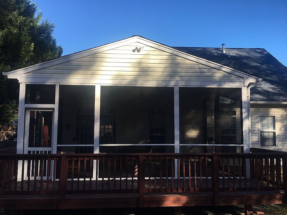 1st image of 2604 Trickling Brook Ct