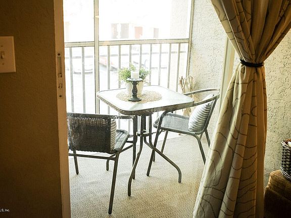 2nd image of 10075 Gate Pkwy N APT 404