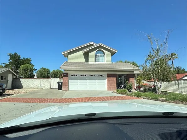 22302 Cypress Pl, Santa Clarita, CA 91390