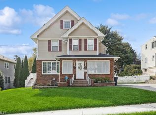 61 High St, Nutley, NJ 07110