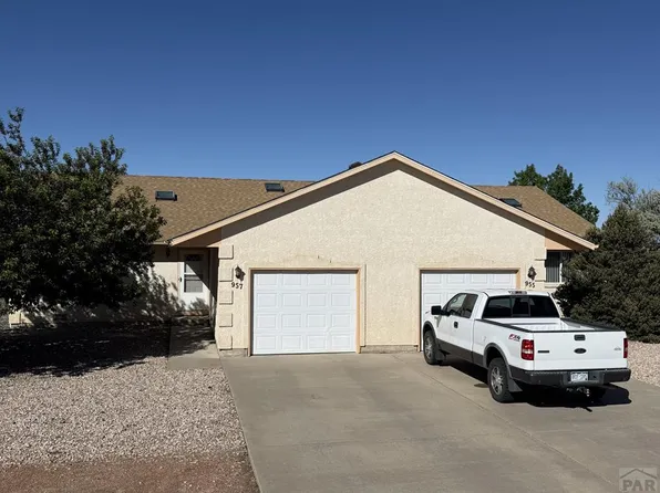955-957 S Kyle Ln, Pueblo, CO 81007