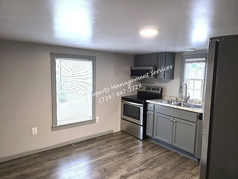 1119 Riverside Dr #2 — Photo 15