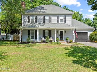 2720 Northwoods Dr, Jacksonville, NC 28540