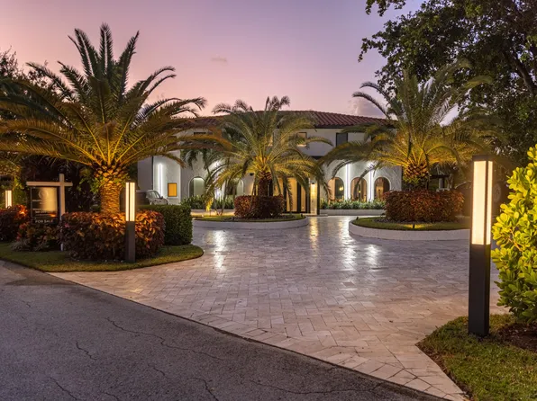 290 NW 6th Street, Boca Raton, FL 33432