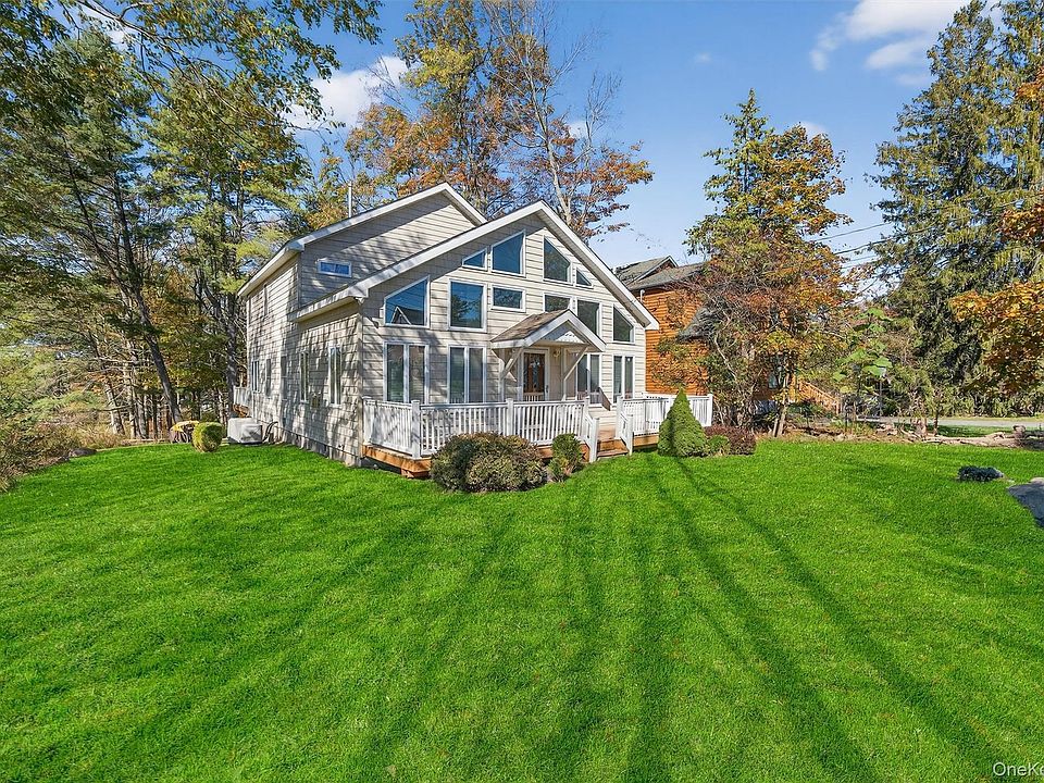 1st image of 518 Sackett Lake Road