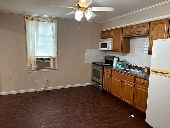 2nd image of 64 Burr St #1