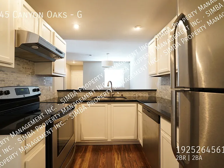 645 Canyon Oaks Dr #G — Photo 3