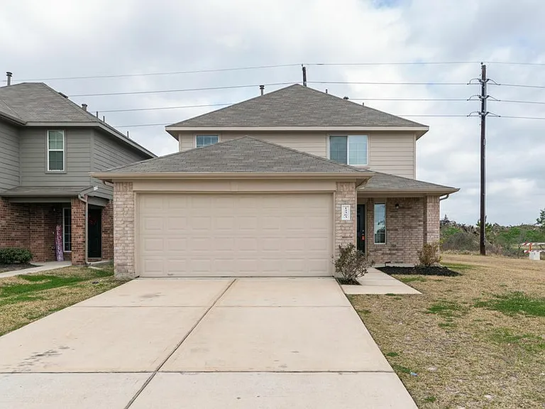 12363 Gemma Ln — Photo 1
