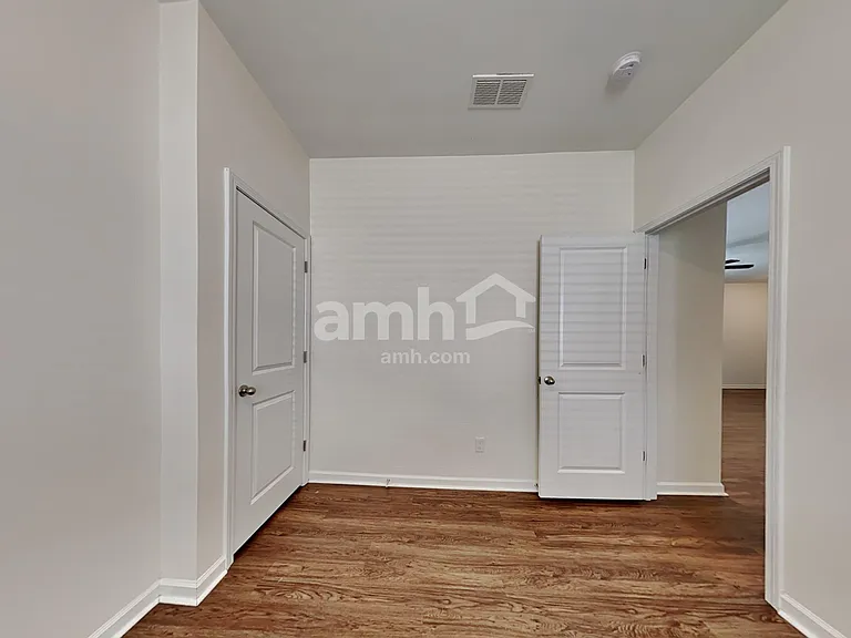 132 Orion Way — Photo 11