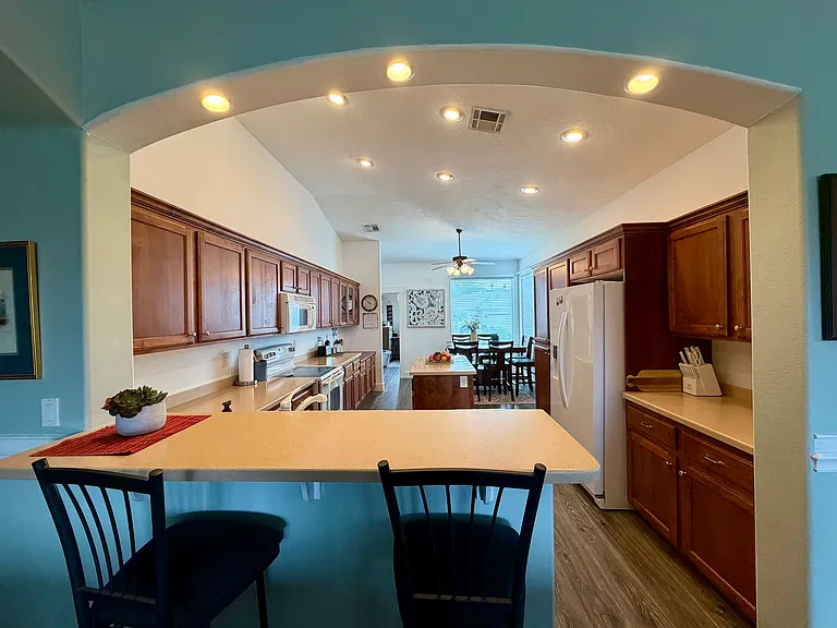 457 Highland View Ct — Photo 7