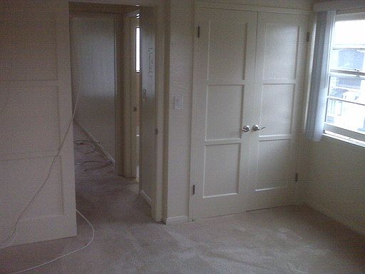 3rd image of 2807 W Victory Blvd APT D