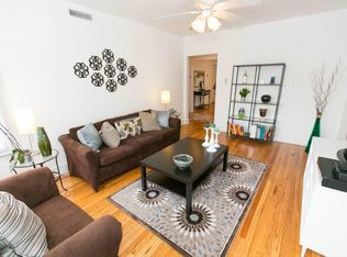 2116 N Sheffield Ave FRNT 1, Chicago, IL 60614