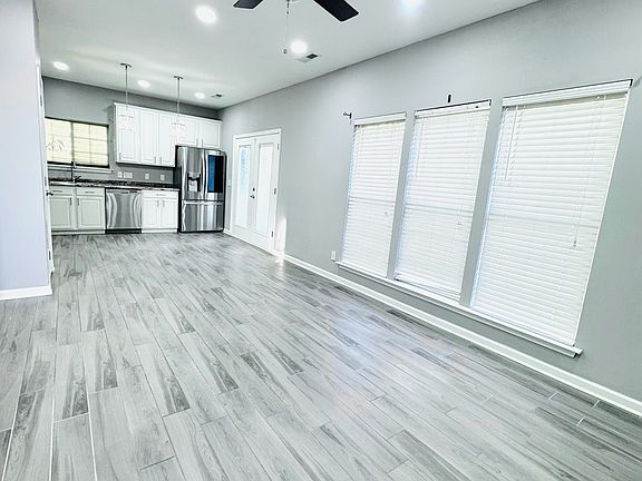 5th image of 1138 Briarwood Dr