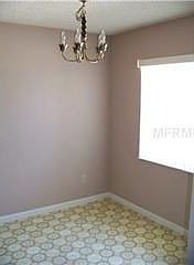 5th image of 924 Smith St APT B