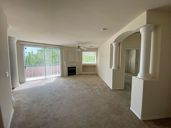 4th image of 804 Dana Hills Ct Unit 202