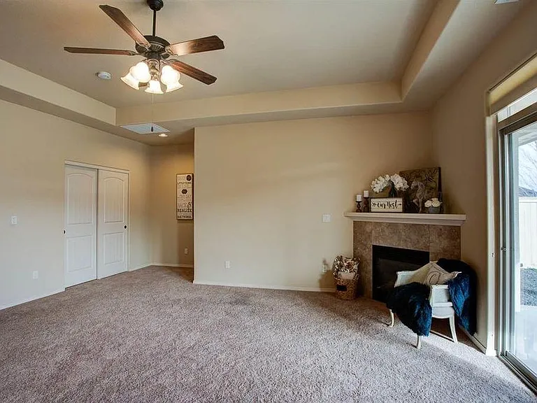 Bramasole Dr — Photo 12