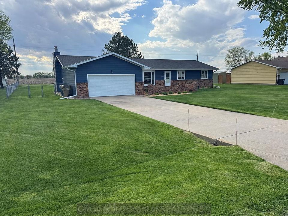 1st image of 2948 Goldenrod Dr