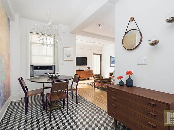 3rd image of 141 E 3rd St APT 3D