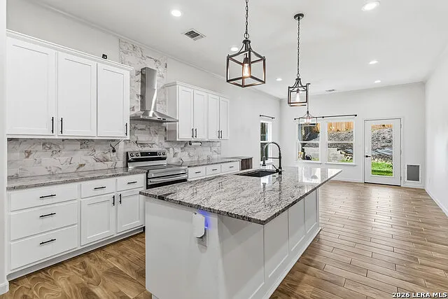 8315 Comanche Pass — Photo 10
