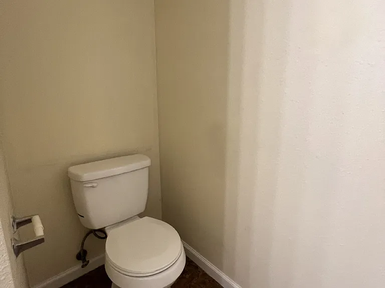 9063 Pembroke Oak Grove Rd #1A — Photo 8