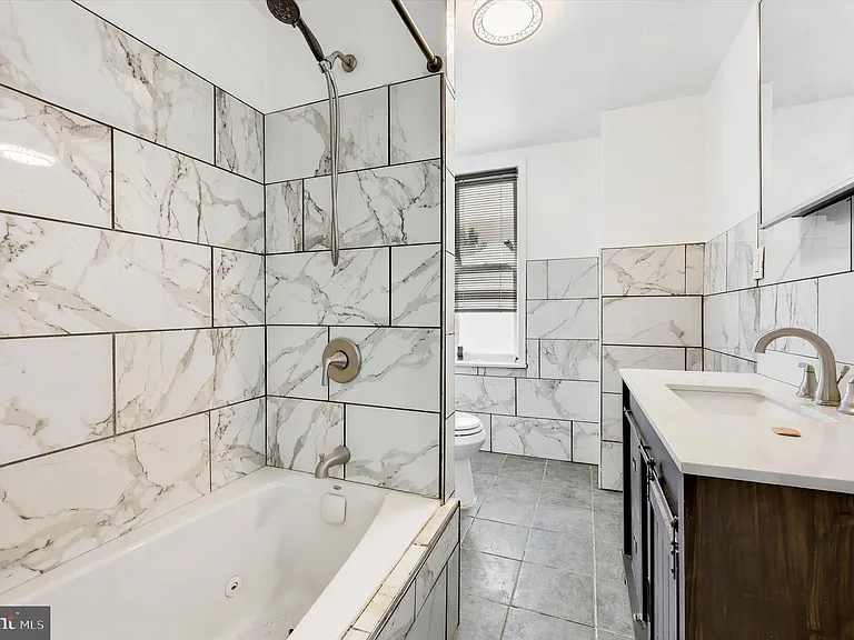 4223 N Hicks St — Photo 9