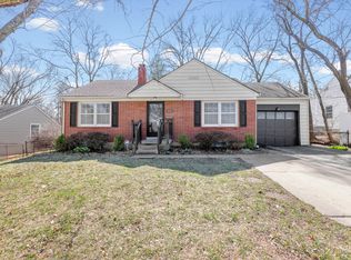 4625 W 60th St, Fairway, KS 66205