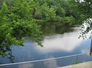 259 E Main St APT 1, Chicopee, MA 01020