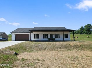 252 Old Middlesboro Hwy, La Follette, TN 37766