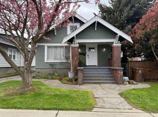 3712 Tacoma Ave S, Tacoma, WA 98418