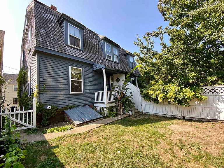59 Manning St — Photo 16