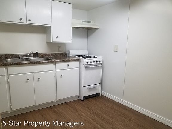 3rd image of 612 Middlebury St APT B