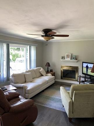 3rd image of 1 Peninsula Dr