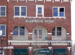 122 Courthouse Sq, Edgefield, SC 29824