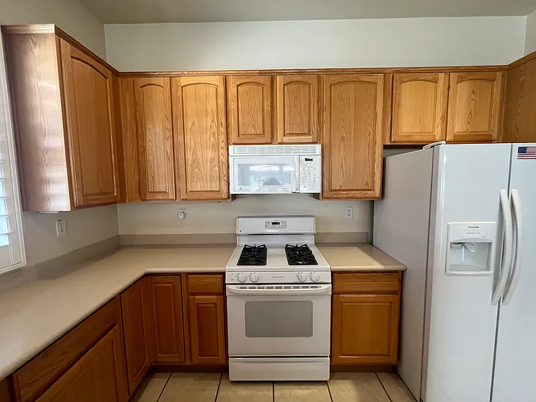 525 Brooklawn Dr — Photo 49