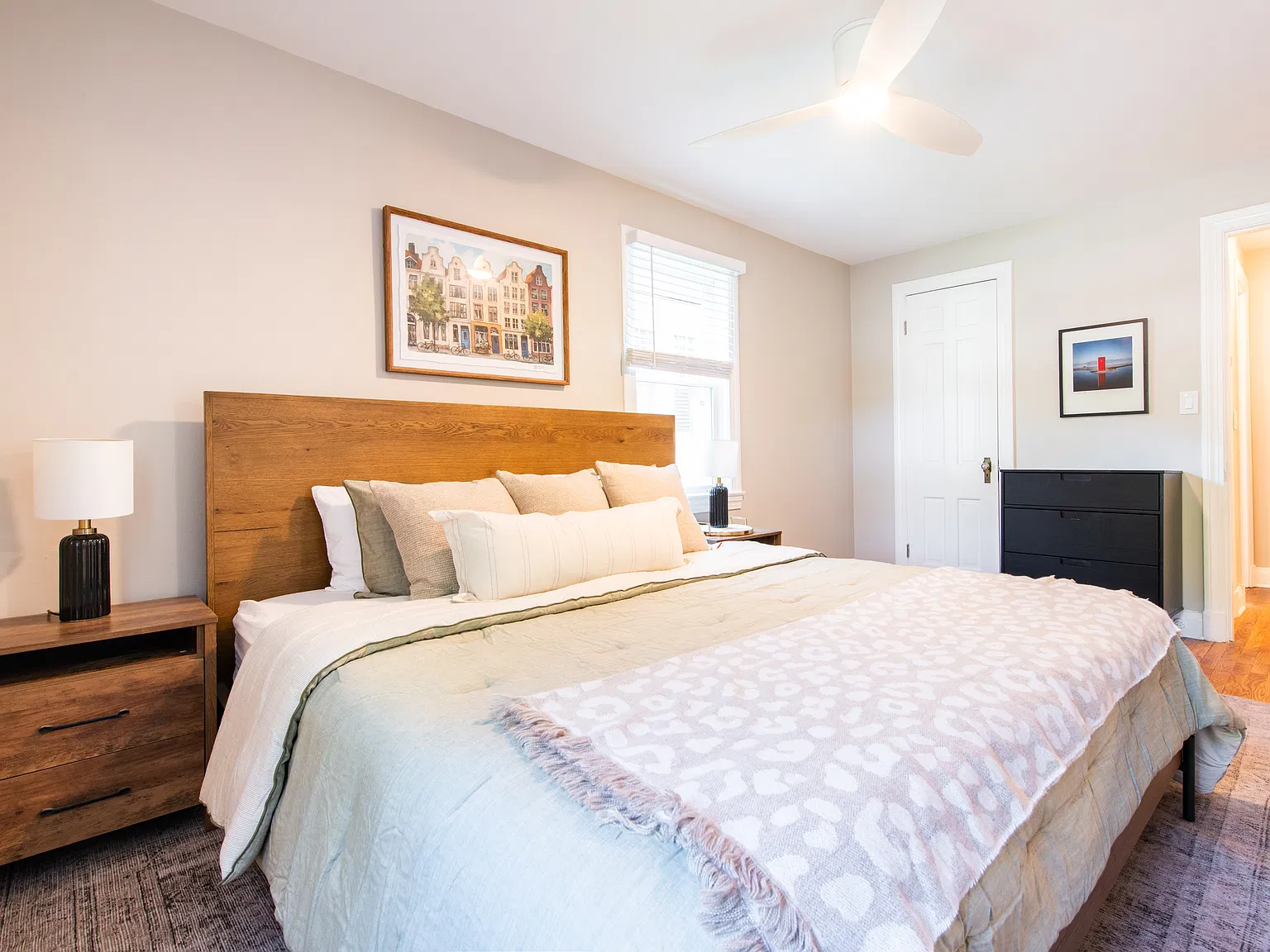 1 bed, 850 sqft, $2,350 — Photo 4