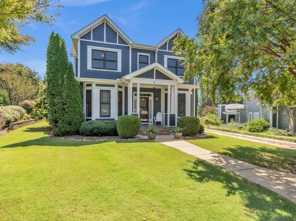 16 Plyler Dr, Greenville, SC 29617