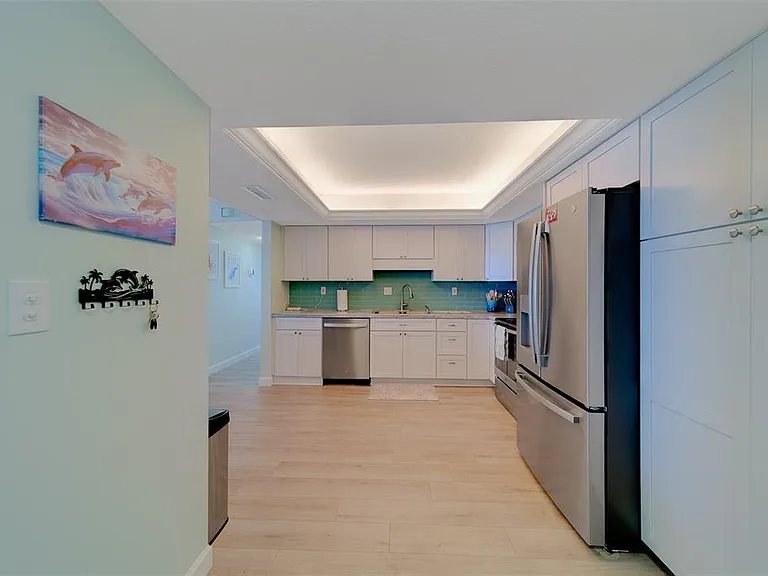 17920 Gulf Blvd #1205 — Photo 7