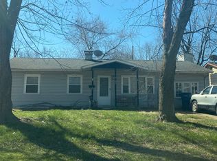 4102 N Park Dr, Belleville, IL 62226