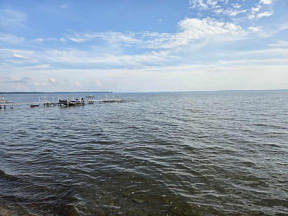 4th image of 8407 E Houghton Lake Dr