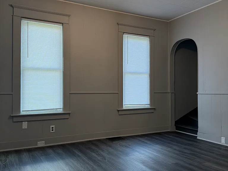 303 Olive St — Photo 8