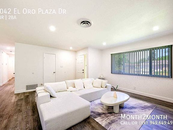 3rd image of 9042 El Oro Plaza Dr