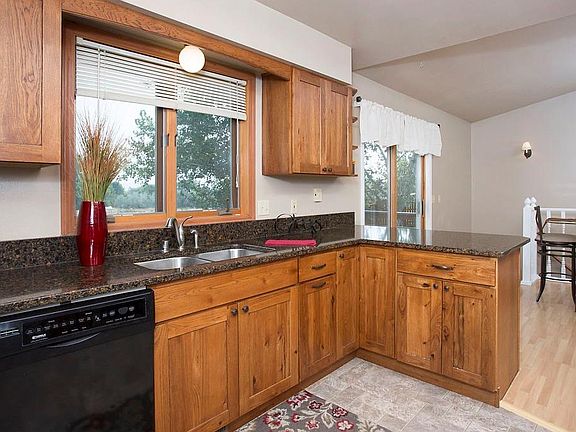 5th image of 1803 Saint Andrews Dr