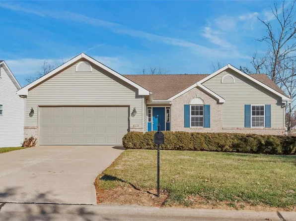 3412 Indiana Ave, Saint Charles, MO 63303