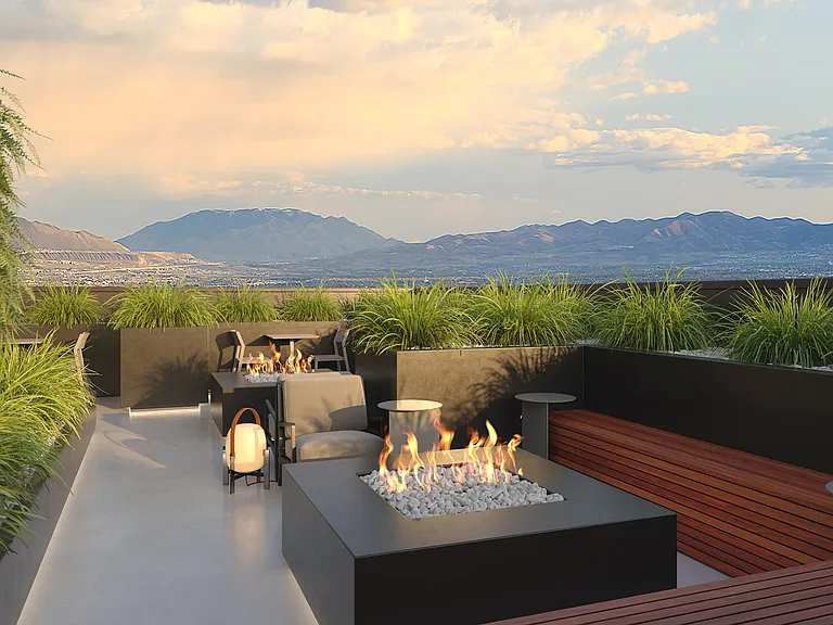 Rooftop Deck Space